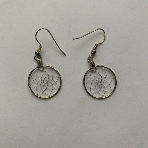 Lightweight Silver Wire Earrings - Picture 5 of 7